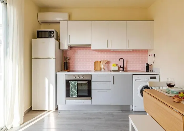 Cozy In Center * Lárnaca