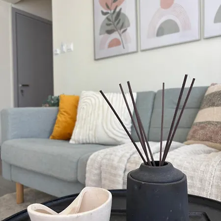 Apartment Stylish In Finikoudes 300m From The